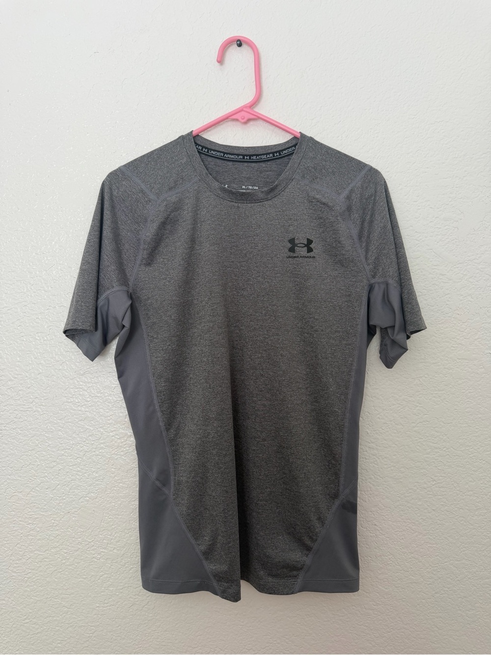 Under Armour Boys XL HeatGear Compression Short Sleeve Shirt Charcoal Gray